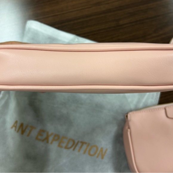 Elegant Pink Women's Bag Set - Picture 4 of 15